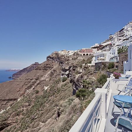 Amphitheater Cave Houses Fira  Zewnętrze zdjęcie